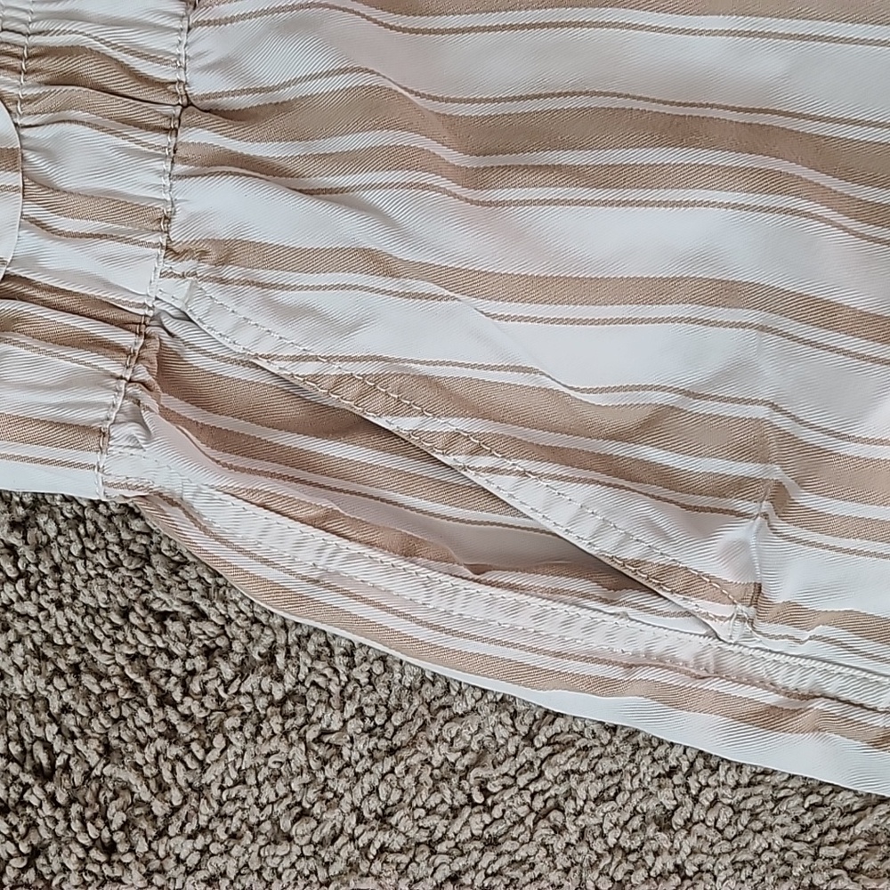 Drawstring Pull On Shorts - Picture 2 of 10